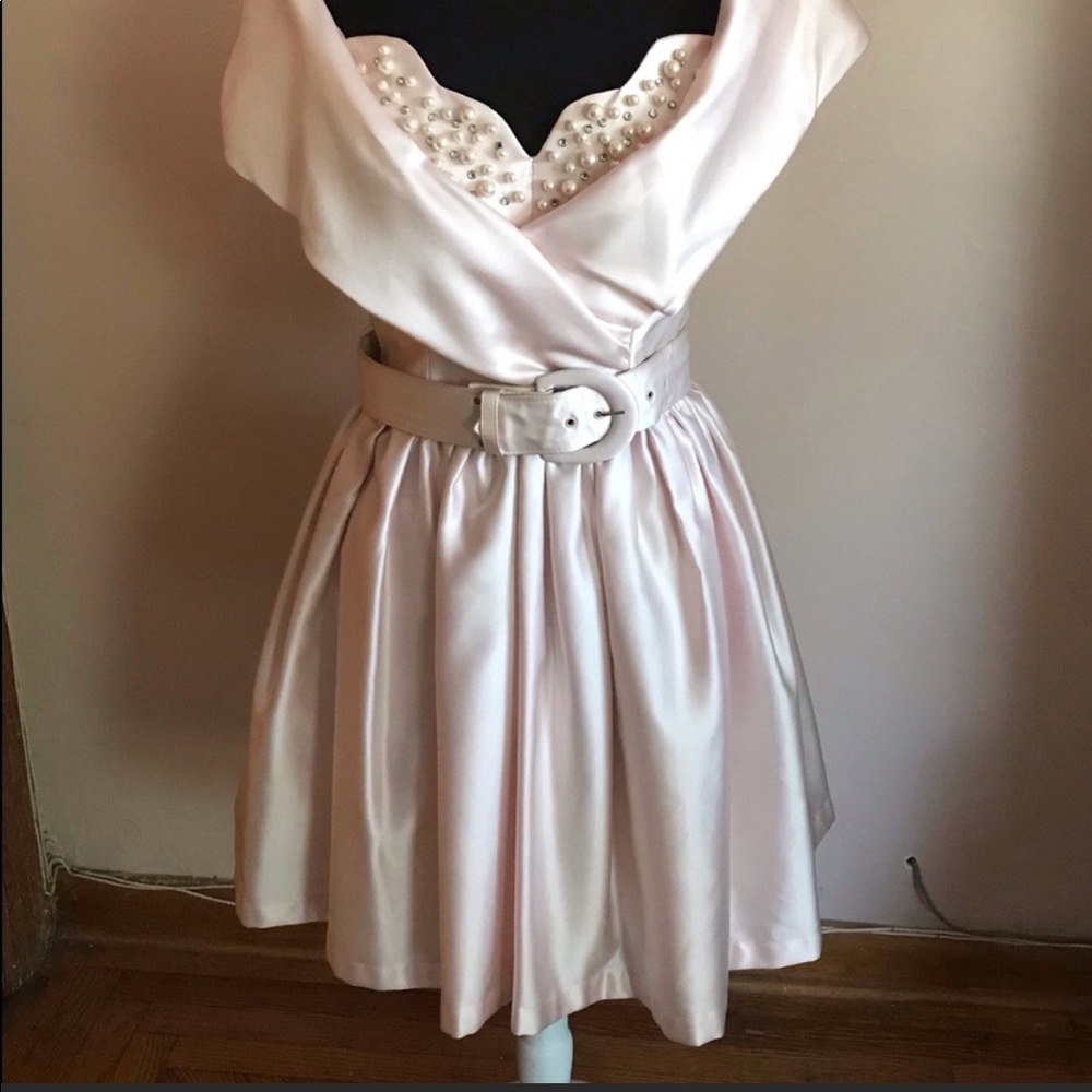 Prom time! Vintage bubblegum pink gown